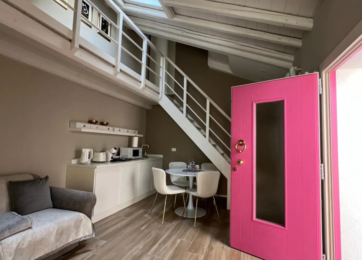 Vanessa Home Burano Apartment